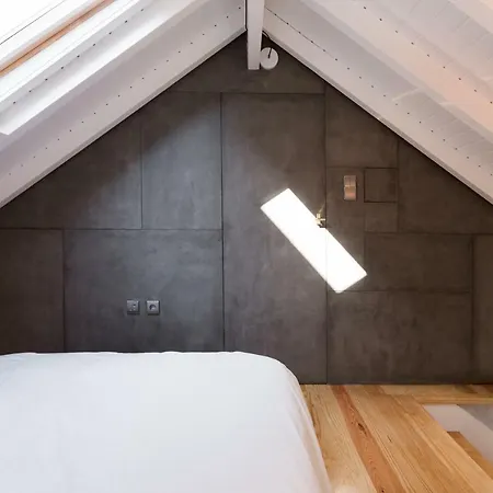 Gold & Grey Loft Almada 아파트