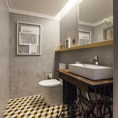 아파트 Gold & Grey Loft Almada *