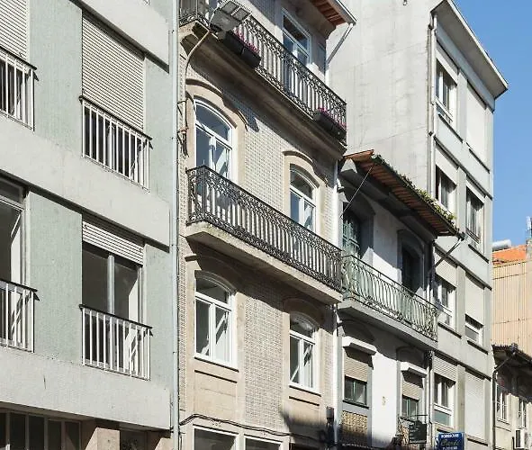 Gold & Grey Loft Almada