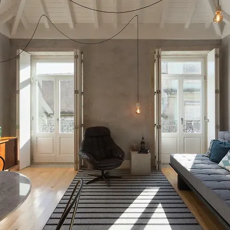 Apartament Gold & Grey Loft Almada