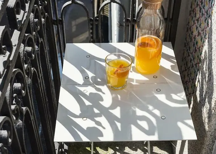 Gold & Grey Loft Almada Daire Porto